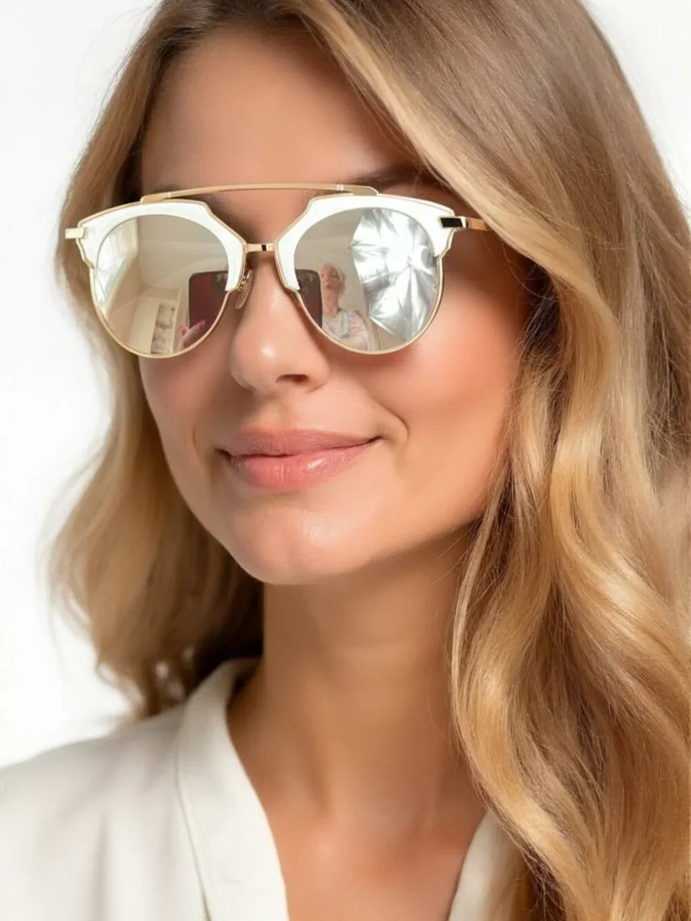 New Beautiful So Real Sunglasses White Gold